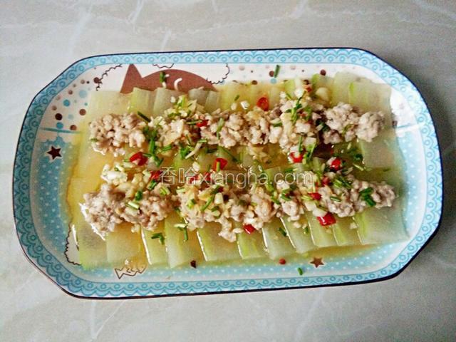 把汤汁浇在蒸好的冬瓜上即可
