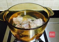 姬松茸猪骨煲汤的做法图解6