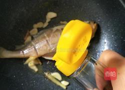 红烧黄花鱼的做法图解6