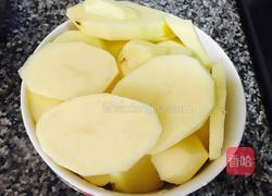 火山岩土豆泥的做法图解1