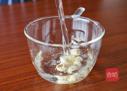 人参炖雪梨的做法图解2