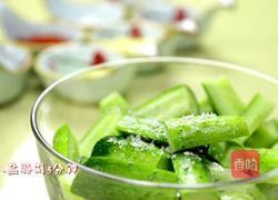 黄瓜韭菜泡菜的做法图解3