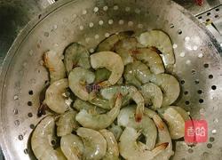 油爆大虾的做法图解1