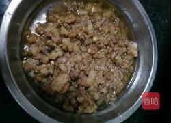 香菇辣肉酱的做法图解2