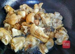 竹笋烧猪蹄的做法图解8