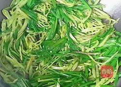 韭菜炒扁豆丝的做法图解4