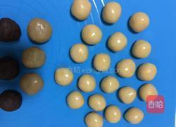 豆沙蛋黄月饼的做法图解9