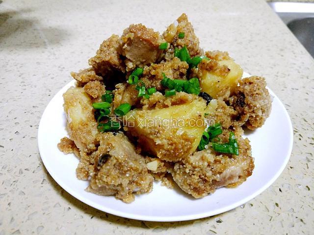 粉蒸土豆排骨