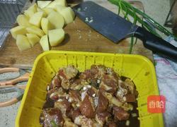 粉蒸土豆排骨的做法图解3