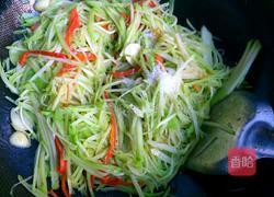 红椒炒佛手瓜丝的做法图解7