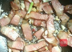 熏肉炒蒜苔的做法图解7