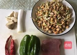 花生芽炒肉丝的做法图解1