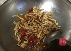花生芽炒肉丝的做法图解7