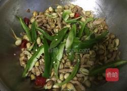 花生芽炒肉丝的做法图解10