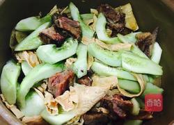 烧排腐竹焖白瓜的做法图解12