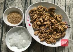 琥珀核桃仁的做法图解1