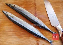 烤秋刀鱼的做法图解1