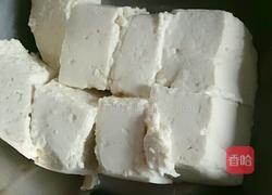 大酱炒豆腐的做法图解2