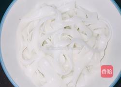 营养鲜菇汤河粉的做法图解3