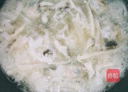 营养鲜菇汤河粉的做法图解8