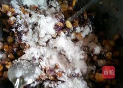 紫薯玉米饼的做法图解3