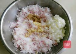 炸素萝卜丸子的做法图解2