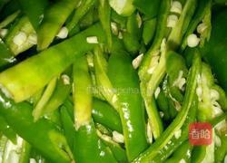 辣椒炒大肠的做法图解3