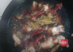 猪蹄干锅的做法图解1