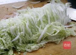 白菜粉条炖丸子的做法图解1