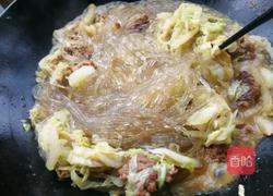 白菜粉条炖丸子的做法图解6
