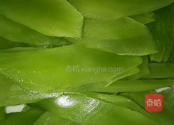 莴笋肉片的做法图解2