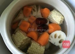 莲藕玉米龙骨汤（电炖锅版）的做法图解10