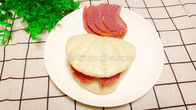 这是上次蒸的，给宝宝夹的牛肉，宝宝特别开心，也可以夹别的菜。