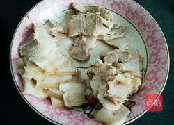 洋葱回锅肉的做法图解1