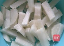 白萝卜苹果泡菜的做法图解3