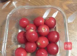 骨汤圣女果煎蛋的做法图解2