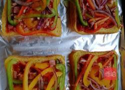 芝士培根小披萨的做法图解3