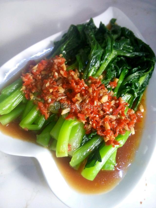 浇在菜心上既可。