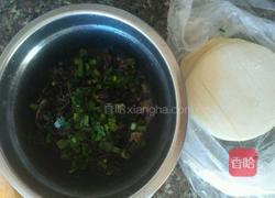 薄如纸的春卷的做法图解2