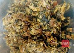 芽菜鸡粒的做法图解3