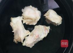 干贝节瓜煲筒骨的做法图解4