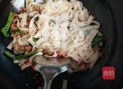 炒河粉的做法图解2