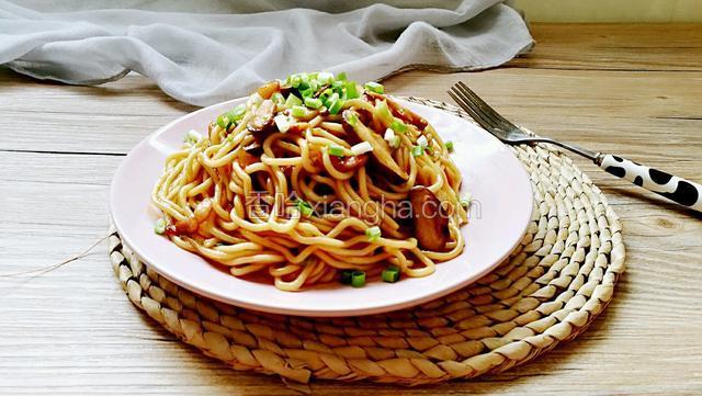 香菇焖面