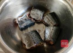 燕鱼豆腐炖粉条的做法图解2