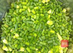 咸蛋板筋炒饭的做法图解3