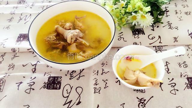 鲜美可口不需加味精调味，一碗原汁原味的草鸡汤你爱喝不！