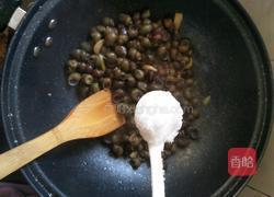 香辣田螺的做法图解9