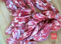 腊肠炒荷兰豆的做法图解5