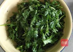 一菜两吃～茼蒿的做法图解2