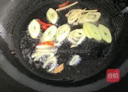 肘子肉炒蒜黄的做法图解5